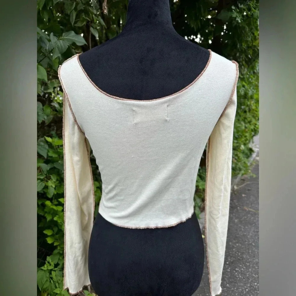Cider cotton ribbed beige stiching long sleeve cropped top sz S nwot 006 - Picture 7 of 7
